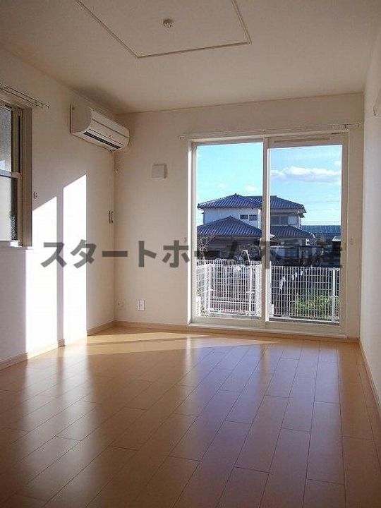 サンシャインオールウェイズAの居間