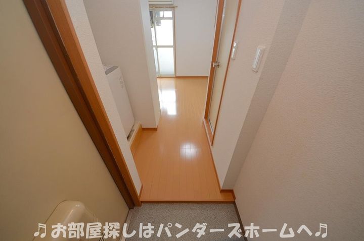 ほーむ21新之栄の玄関