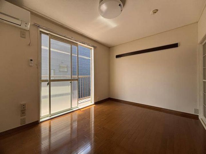 雅コーポBの居間