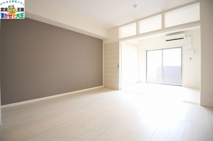 長崎県長崎市目覚町(マンション)の賃貸物件の居間