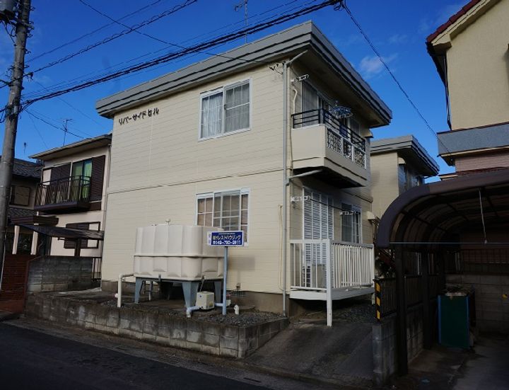 リバーサイド・ヒルの外観
