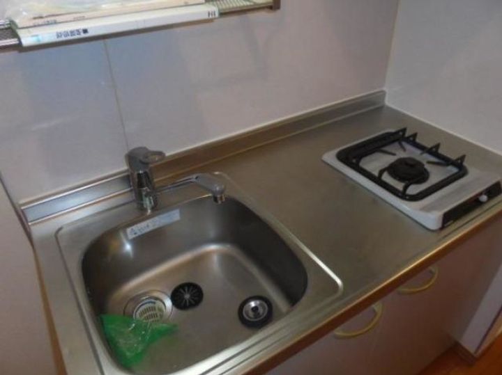 東京都北区志茂4(アパート)の賃貸物件のキッチン