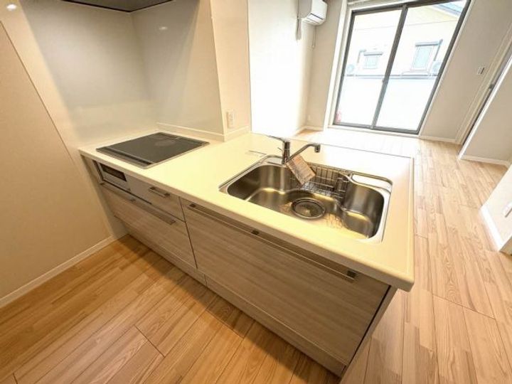 新潟県新潟市中央区天神尾1(マンション)の賃貸物件のキッチン