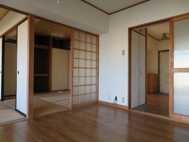 木瀬川リバーサイドマンションの居間