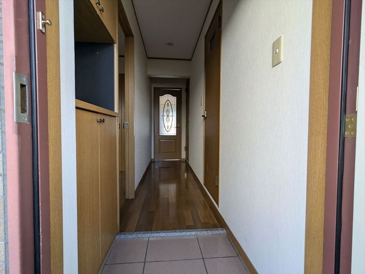 オアシスK&KIIの玄関