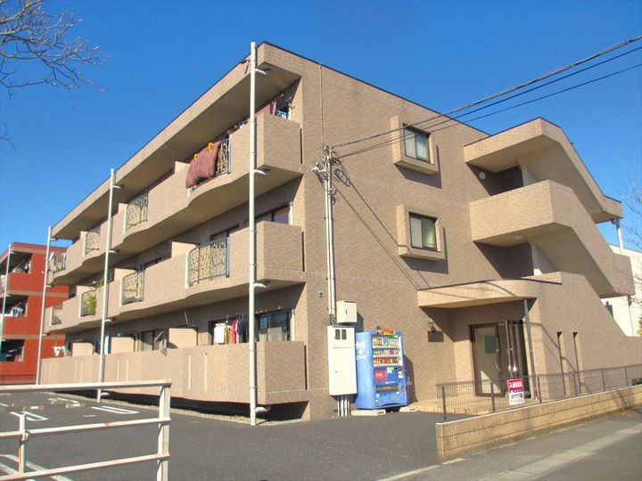 オアシスK&KIIの外観