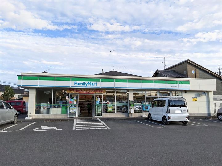 オアシスK&KIIの周辺