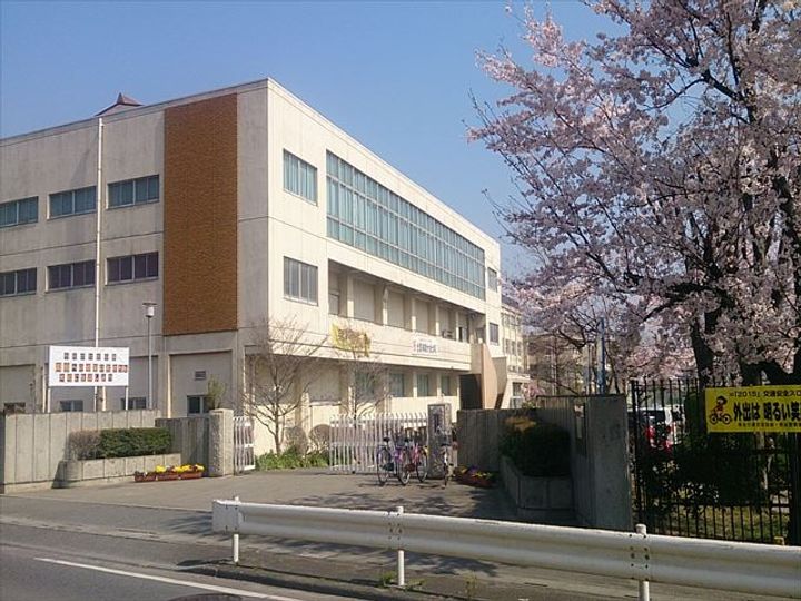 オアシスK&KIIの周辺