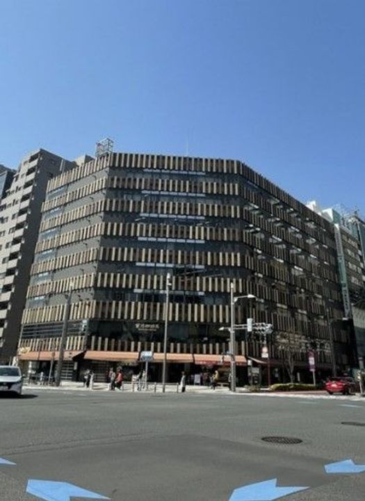 フロリスオーランティウム3の周辺