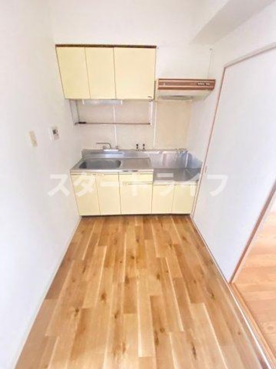 大阪府大阪市淀川区西三国1(マンション)の賃貸物件の居間