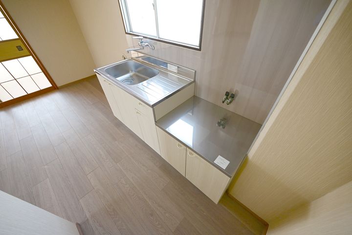 広島県広島市西区己斐本町1(マンション)の賃貸物件のキッチン