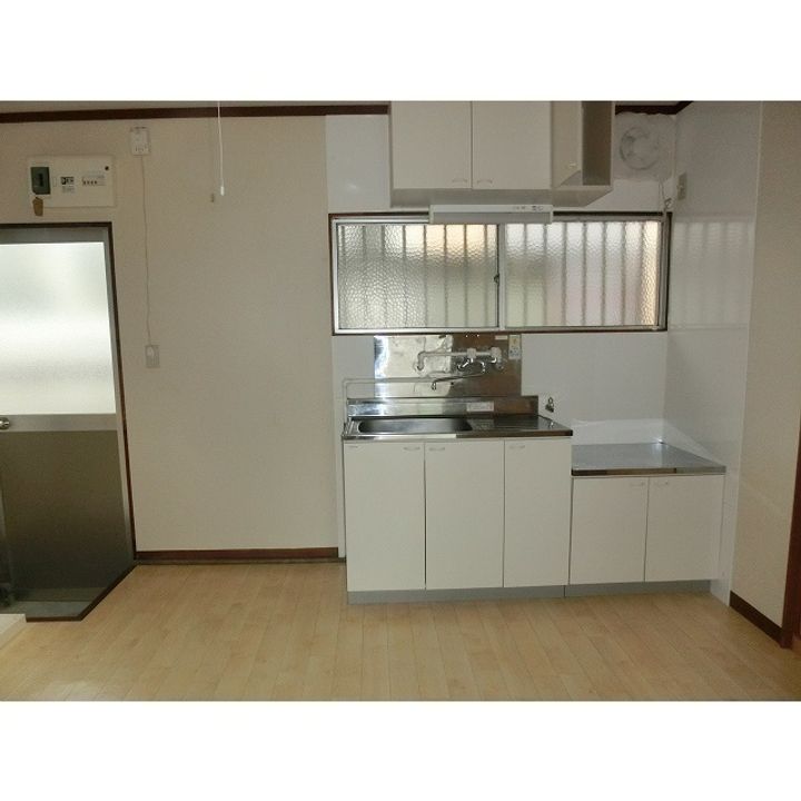 静岡県沼津市西島町(一戸建)の賃貸物件のキッチン