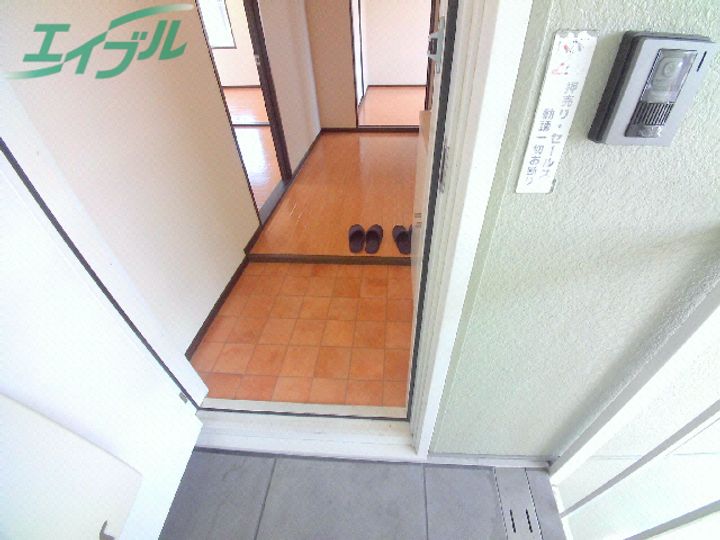 エステート赤堀 Aの玄関