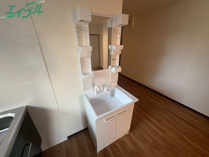 安島コーポの内装