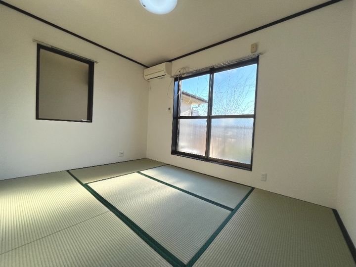 オークス学園町の居間