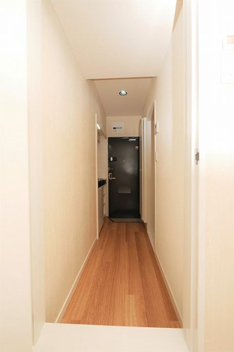 パレス戸坂桜東町の玄関