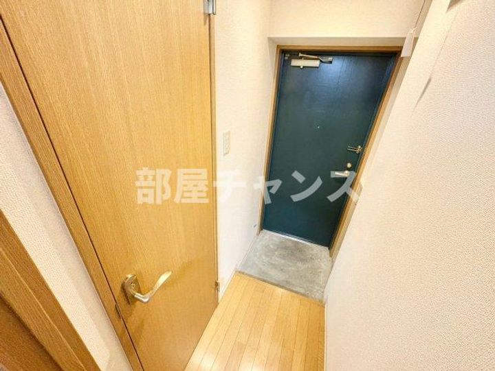 愛知県名古屋市中村区那古野1(マンション)の賃貸物件の玄関