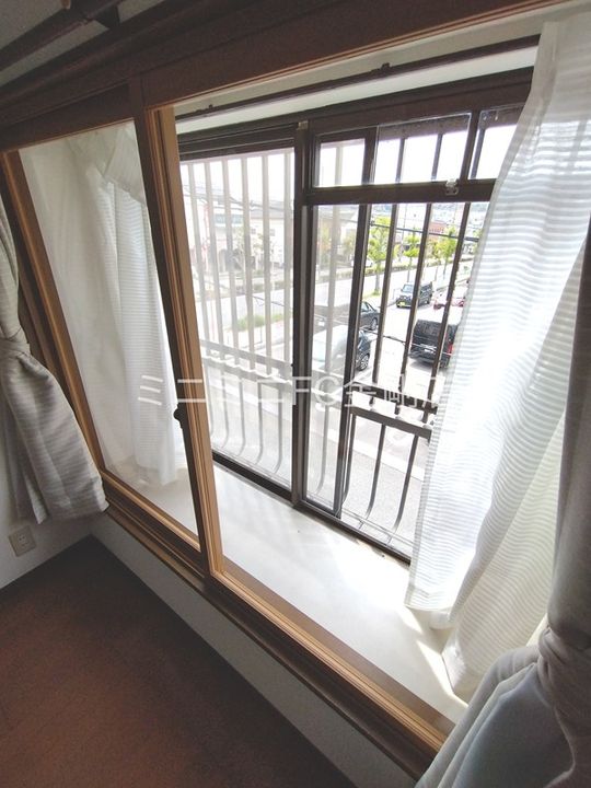 島ハイツの内装