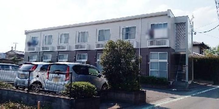 レオパレスラークの外観