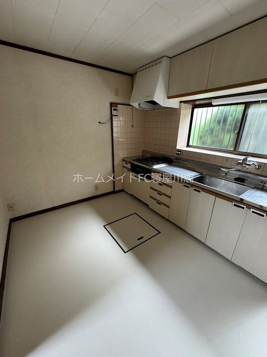 大阪府寝屋川市田井町(一戸建)の賃貸物件の居間