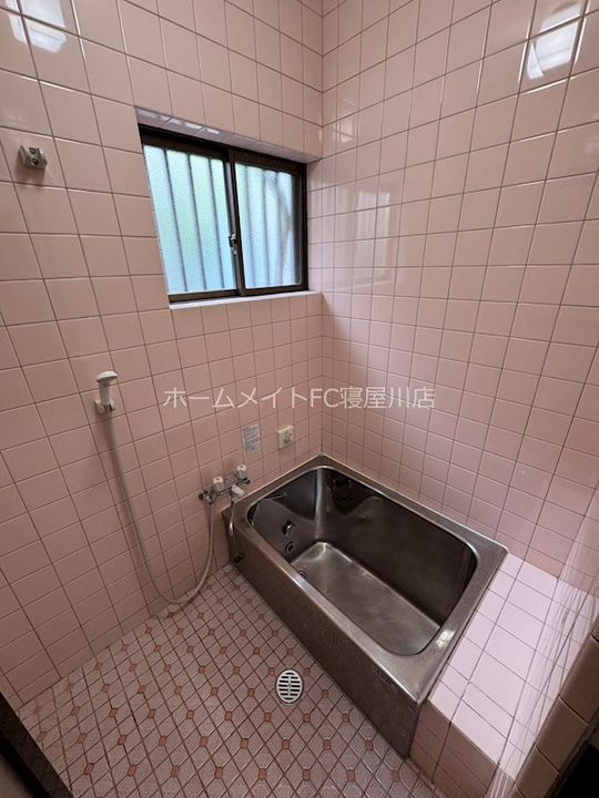 大阪府寝屋川市田井町(一戸建)の賃貸物件の風呂