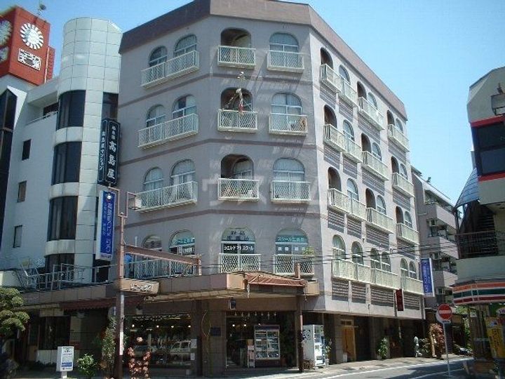 高島屋マンションの外観
