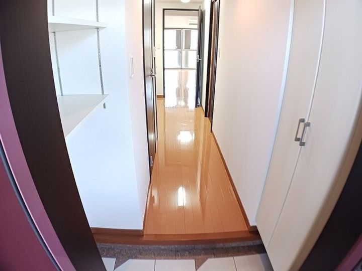 福岡県北九州市小倉南区長野本町2(マンション)の賃貸物件の玄関