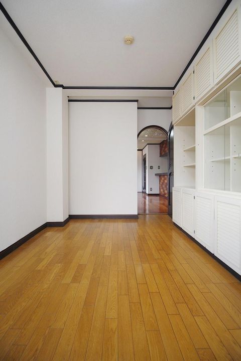 AKIKOビルの内装