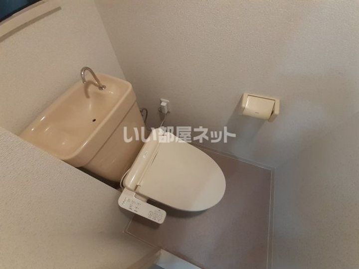 グランドパレス学園前の内装