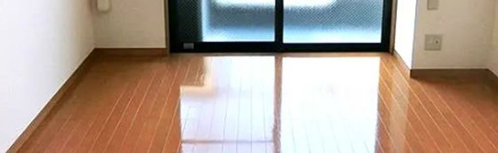 プラッツ Fの内装