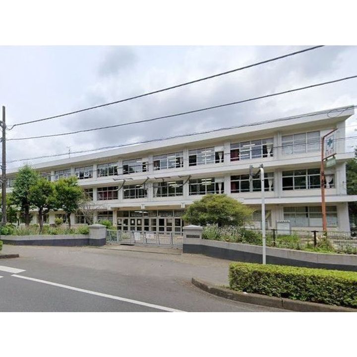 エクセランIIの周辺