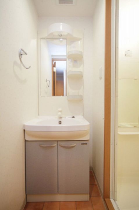 フォレスタ川崎医大西の内装