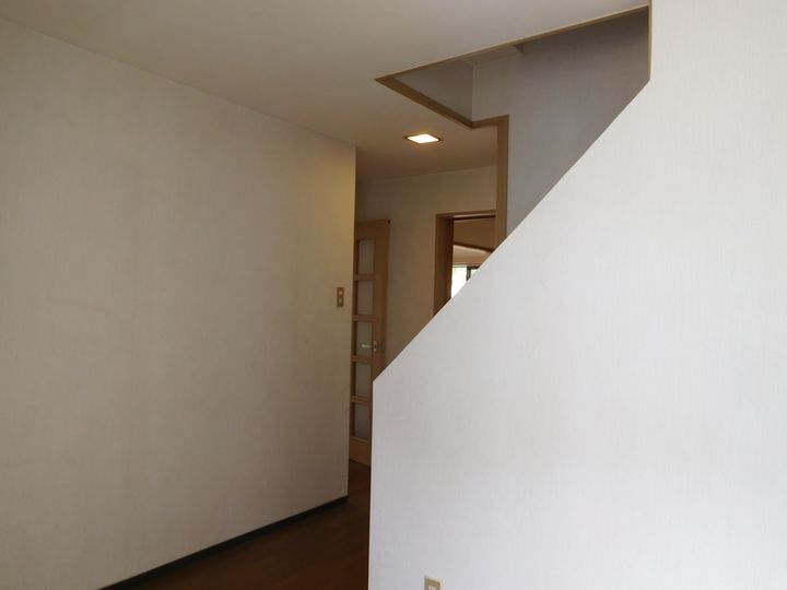 奈良県生駒市さつき台1(一戸建)の賃貸物件の玄関