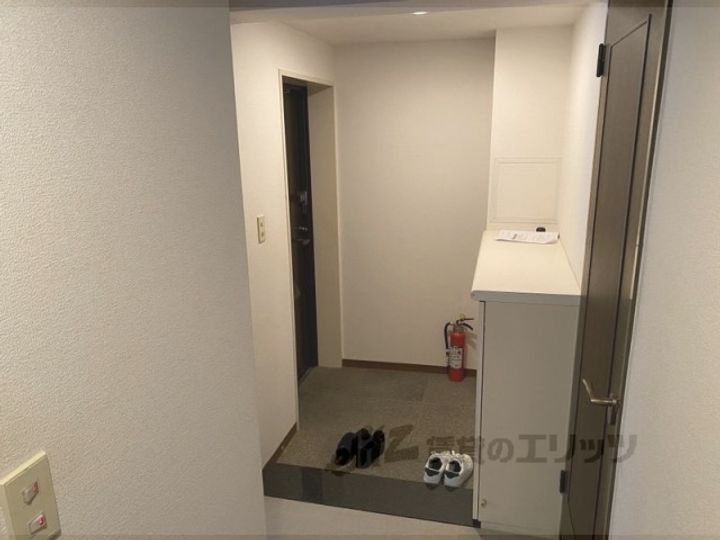 パーク・ノヴァあやめ池の玄関