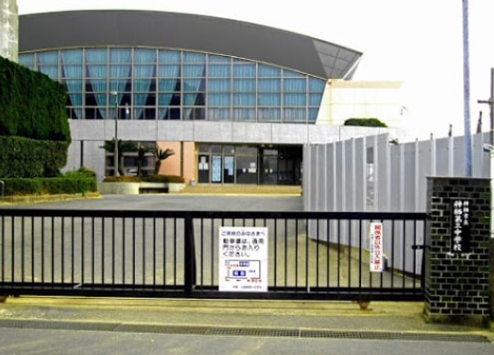 ローズワンの周辺