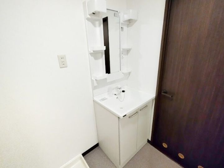 ARTRAマンション A棟の内装