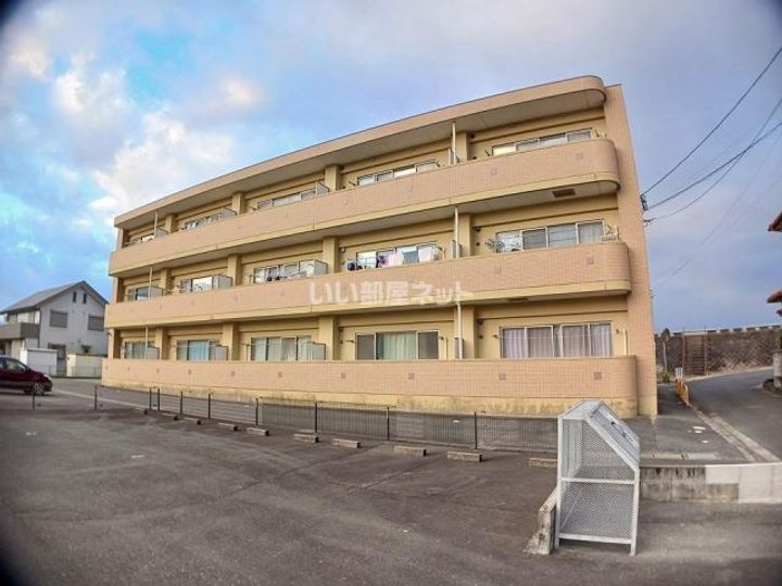 ルネス・リバーサイドKITAJIMAの外観