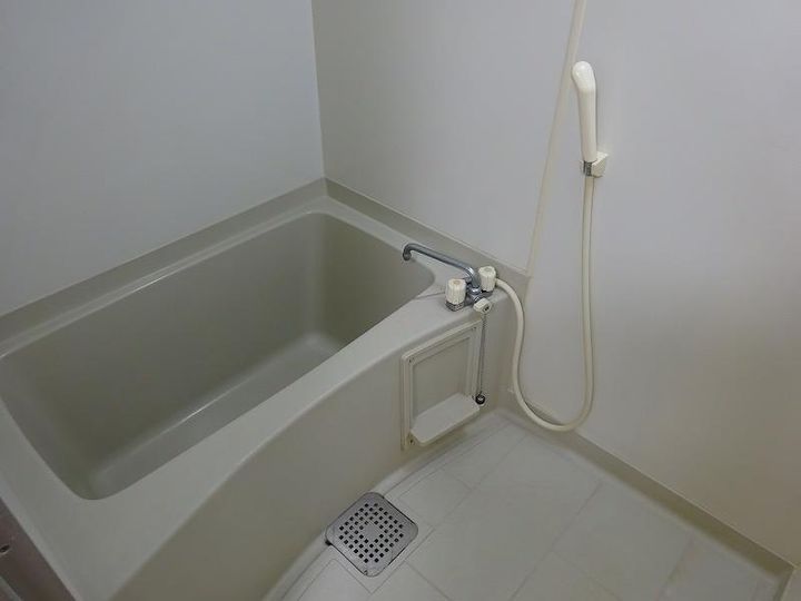 メゾン・ド・946の風呂