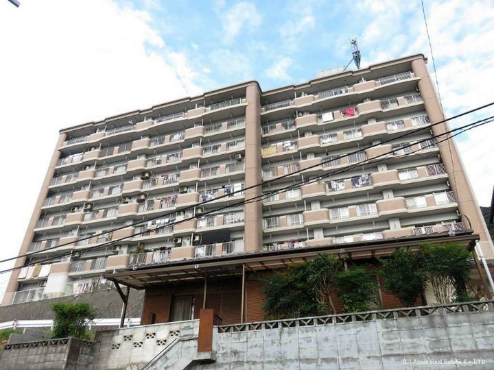 エクレール大里東の外観