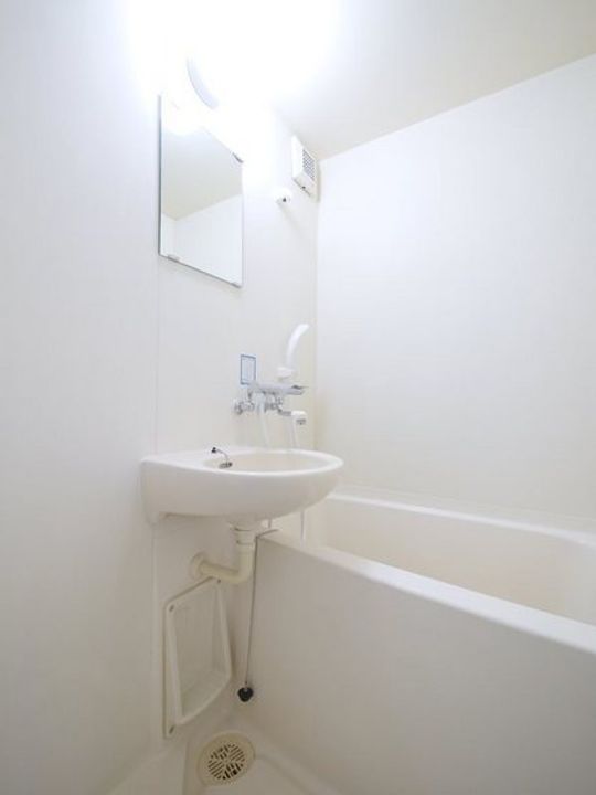 ミラドール今IIの風呂