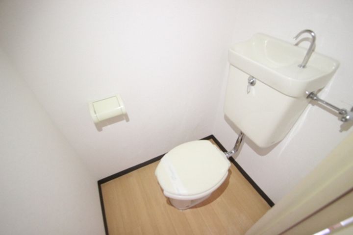 米田ビルの内装