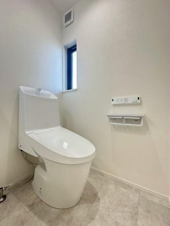 レガーロ鳳東町の内装