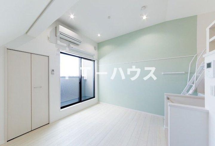 ボヌール花園町の居間