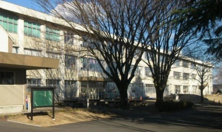 ファミールの周辺