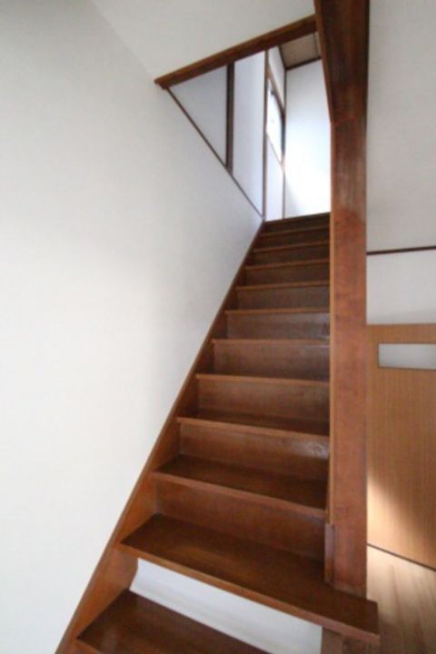 広島県広島市西区己斐上3(一戸建)の賃貸物件の玄関