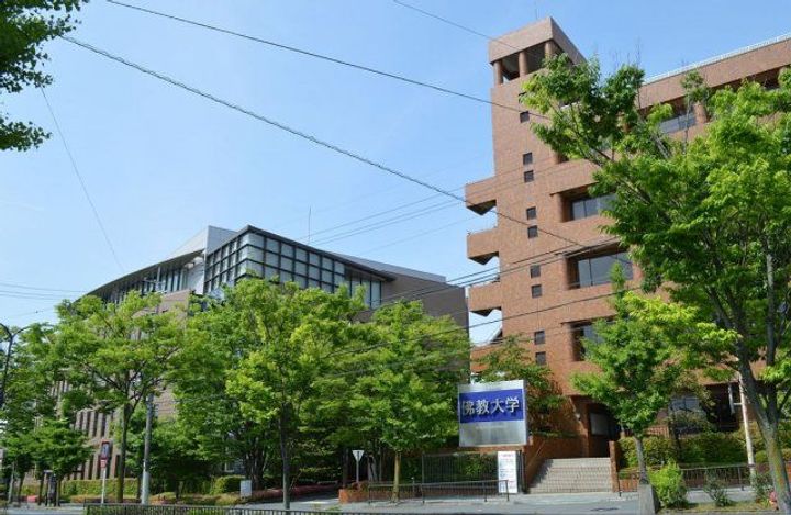 アイリス衣笠の周辺