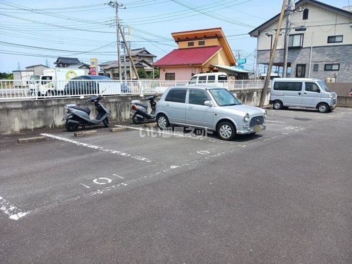 シャトレーヒトミの地図