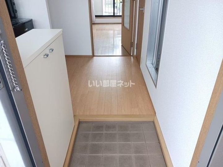 シャトレーヒトミの玄関
