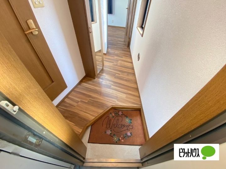 エトワールひばりヶ丘A棟の玄関