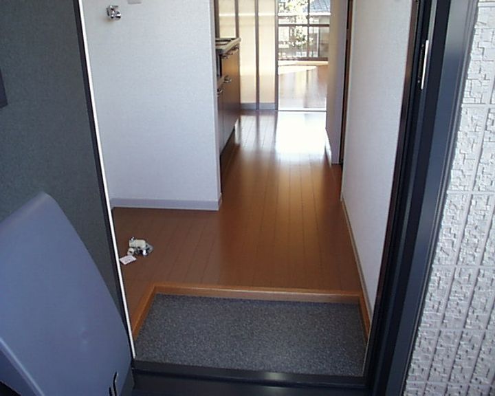 アンジェスの玄関